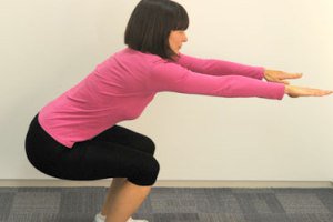 آموزش آب کردن شکم و پشت ران با این حرکت ورزشی