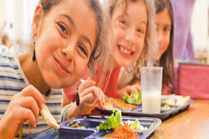 تغذیه می تواند نقش مهمی در فعالیت فکری کودک داشته باشد